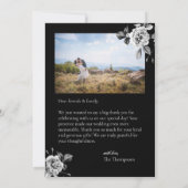 洗練されたブラック＆ホワイトの花模様の結婚写真 サンキューカード (裏面)