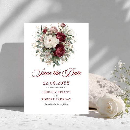 洗練されたブロッシュバーガンディゴールドの結婚式事前告知 セーブザデート