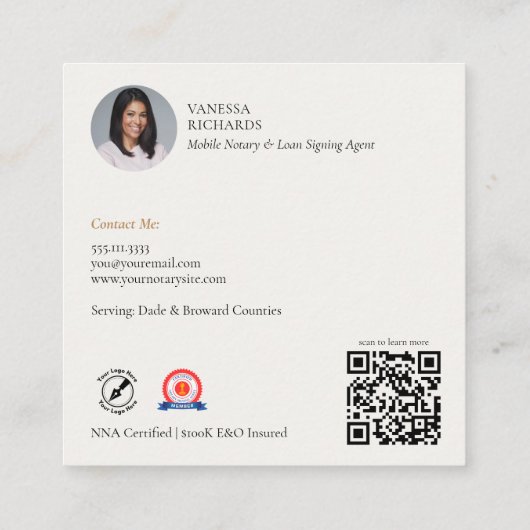 洗練されたベージュ金ゴールドフェザーシック公証人フォトQR スクエア名刺 (裏面)