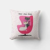 洗練されたミッドセンチュリー猫ピンクの椅子のドット クッション (正面)