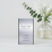 洗練されたモダン斜体スクリプトシルバーラグジュアリー 名刺 (スタンド正面)