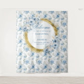 洗練された水彩のダスティーブルーとゴールドのウェディング タペストリー (正面)