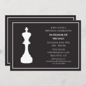 洗練された白黒チェスピース誕生日 招待状 (正面/裏面)