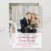 洗練された赤い筆記体の2枚の写真が入った冬の結婚式の招待状 招待状 (正面/裏面)