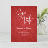 洗練された赤の花柄のSave the Dateカード 招待状 (スタンド正面)