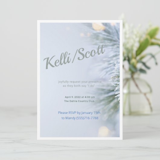 洗練された霜の松のモダン冬の結婚式 招待状 (スタンド正面)