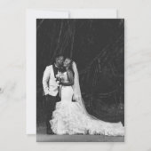 洗練された黒と白のモダンな結婚予定日カード セーブザデート (裏面)