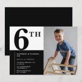 洗練された6歳の誕生日招待状 ブラック シック モダン 招待状 (正面/裏面)