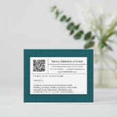 洗練されたQRコード：ティール（緑がかった色）プレイド インビテーションポストカード (スタンド正面)