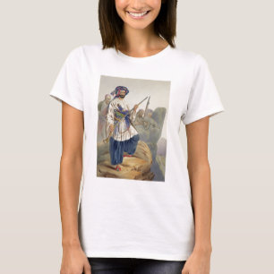 活動的な夏の衣裳のKo-i-Staunの足のSoldiery Tシャツ
