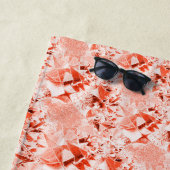 派手なサーモンを赤に変え、明るくねじれた ビーチタオル (インサイチュ)