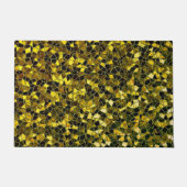 派手なステインを持つ暗い黄色モザイク ドアマット (正面)