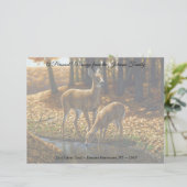 流れから出る白い尾のシカと子鹿の飲み物 レターヘッド (スタンド正面)