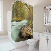 流れのある森林の風景 シャワーカーテン (インサイチュ)