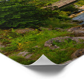 流れの風景を持つ山岳教会 ポスター (角)