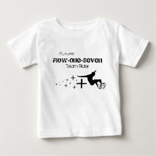 流れ1 7: 幼児チームライダーのワイシャツ ベビーTシャツ