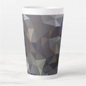 流体対称：カップでの抽象デザインの探索 カフェラテマグ (正面)