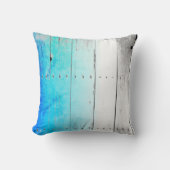 流木の青く色彩の鮮やかな木によって風化させる航海の クッション (正面)