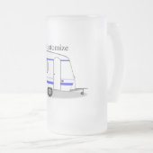 流線形の小型トレーラージプシーキャラバン フロストグラスビールジョッキ (正面右)