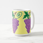 浅い黄色のブドウの束 コーヒーマグカップ (正面右)