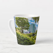 浜離宮庭園を散策 カフェラテマグ (左アングル)