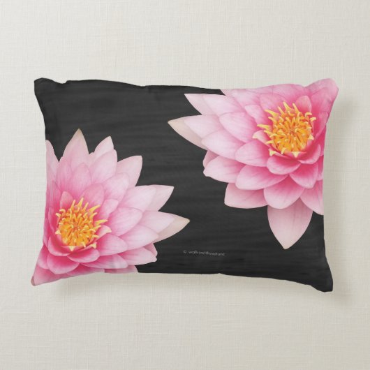 浮エレガント上ピンク蓮の花 アクセントクッション (裏面)