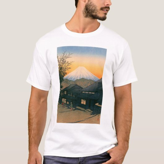 浮世絵 巴水 No53 由比町より望む富士山 Tシャツ (正面)