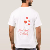 浮動赤いハートアート Tシャツ (裏面)