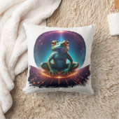 浮遊小惑星に乗ったハガエルのポーズ クッション (ブランケット)