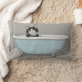 浴槽の中の猫 ランバークッション (ブランケット)