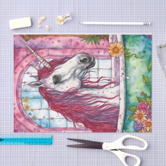 浴槽の切り離しで余分な耳を持つユニコーン 薄葉紙 (クラフト)