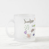 海おもしろい生き物のイラストレーション フロストグラスマグカップ (左)