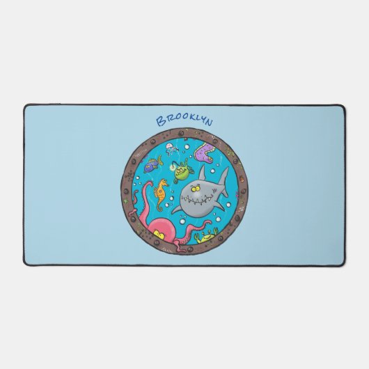 海おもしろい生物の水中アニメスケッチ デスクマット (正面)