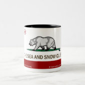 海および雪クラブ-カスタマイズ可能なマグ ツートーンマグカップ (中央)