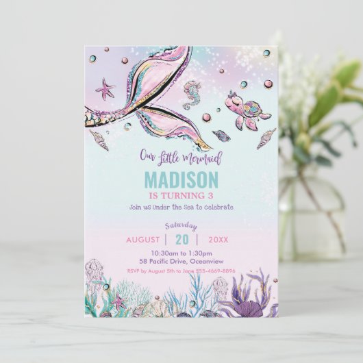 海お洒落の下の人魚の尾誕生日 招待状 (スタンド正面)
