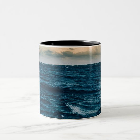 海かわいらしの風景 ツートーンマグカップ (中央)