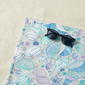 海かわいらしシーシェルパターン（青） ビーチタオル (インサイチュ)