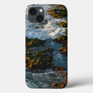海が岩に出会う場所 iPhone 13ケース