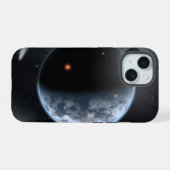海が表面を覆う地球のような惑星。 iPhone 15ケース (裏面横)