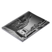 海とイタリアの通りの古い車 ノートブック (左側)