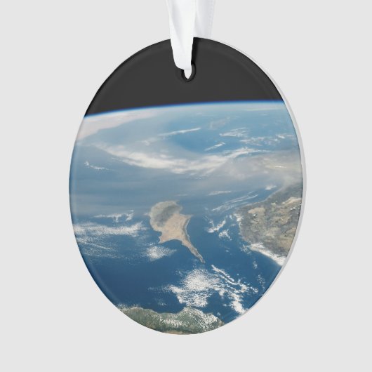 海とキプロス地中海の島の上のほこり オーナメント (正面)