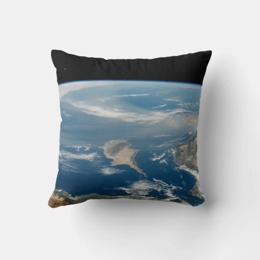 海とキプロス地中海の島の上のほこり クッション (裏面)