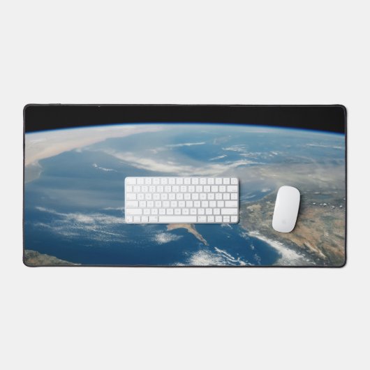 海とキプロス地中海の島の上のほこり デスクマット (キーボード&マウス)