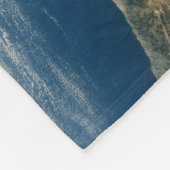 海とキプロス地中海の島の上のほこり フリースブランケット (角)