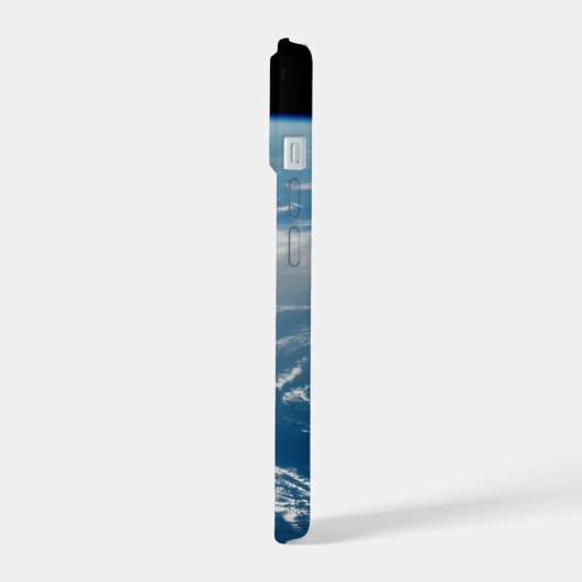 海とキプロス地中海の島の上のほこり iPhone 15ケース (左側面)