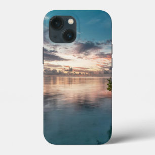 海に映る赤や暗い雲の青い空 iPhone 13 MINIケース