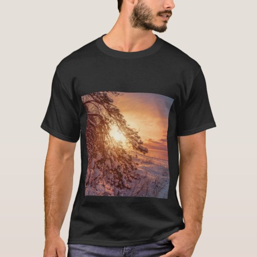 海に沈む夕日と松の木 Tシャツ (正面)