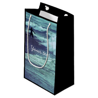 海に浮かぶ男 スモールペーパーバッグ