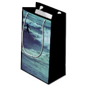 海に浮かぶ男 スモールペーパーバッグ (裏面アングル)