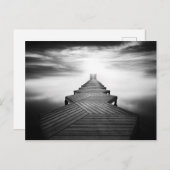 海に面した木造の足橋 ポストカード (正面/裏面)